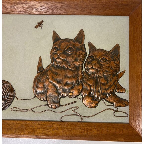 Vintage Copper Embossed Cat Wall Art With Wooden Frame Repousse 8.75" x 6.75" - Picture 2 of 5